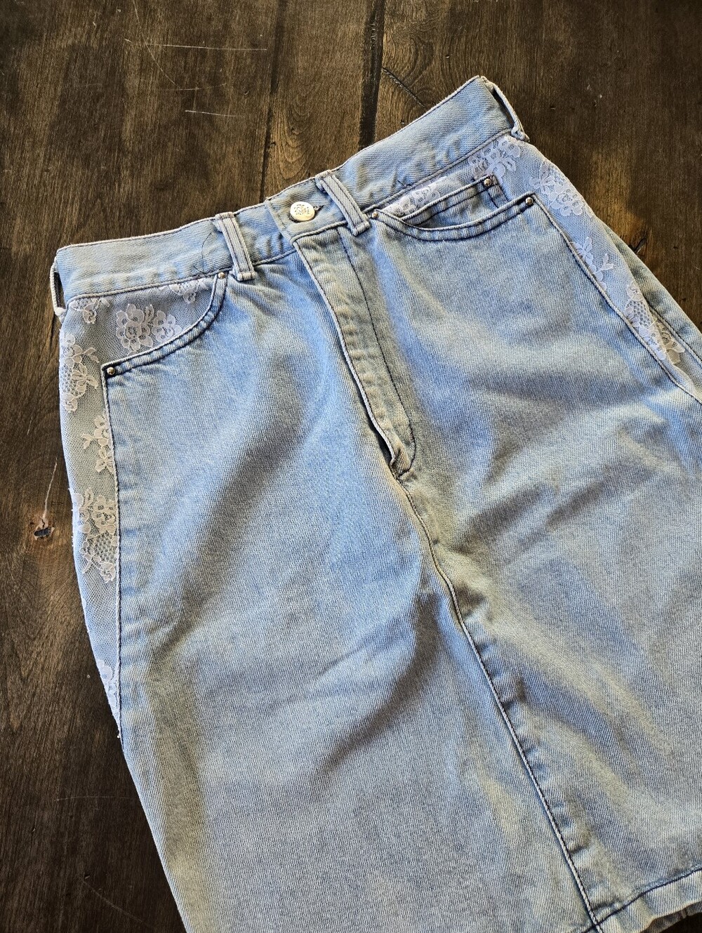🏷️ Vintage Pulse Lace-Panel Denim Skirt - High Waisted Midi